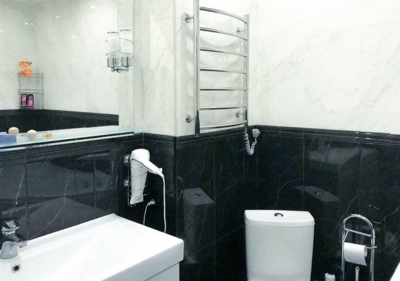 Rent-Kiev Apartment On Luxklavdievskaya エクステリア 写真